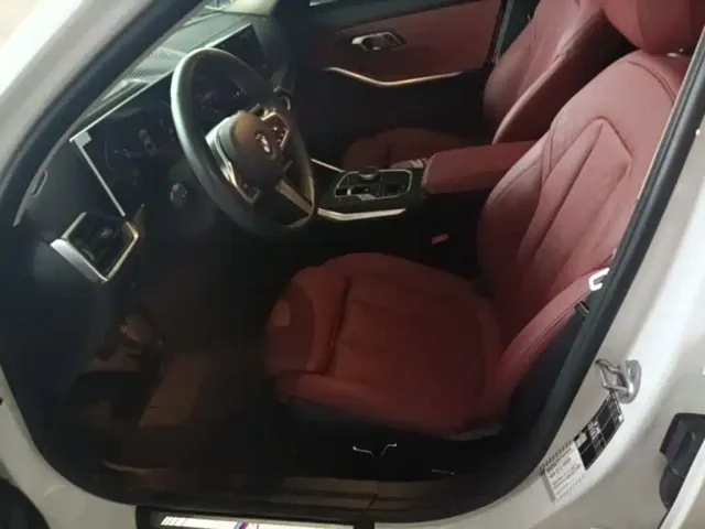 BMW 3 Series — Фото автомобиля 14