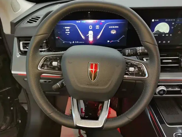 Hongqi HS5 — Фото автомобиля 15