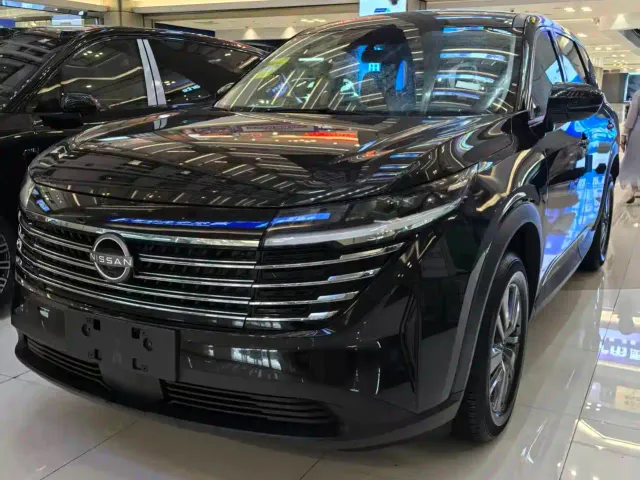 Фотография автомобиля — Nissan Terra