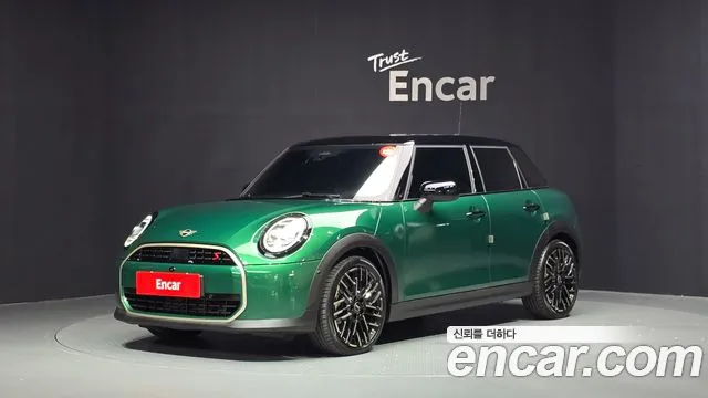 Фотография автомобиля — MINI Cooper Generation 4