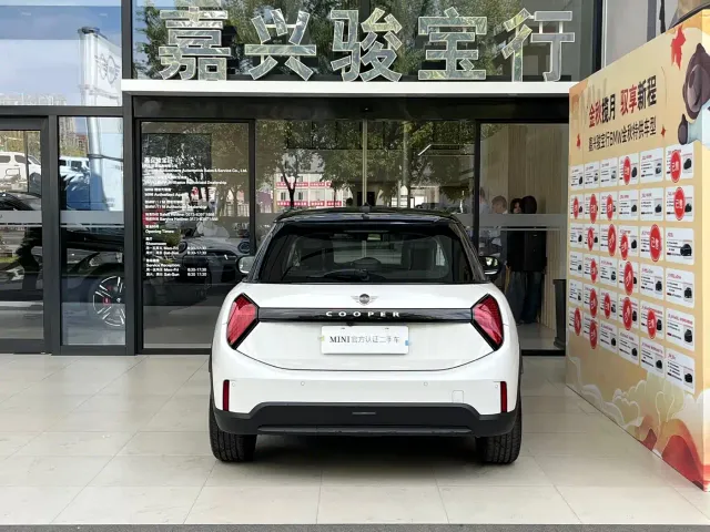 MINI Hatch — Фото автомобиля 5