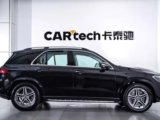 Mercedes-Benz GLE-Class — Фото автомобиля 3
