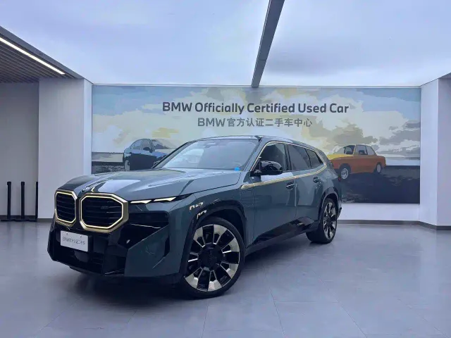 BMW XM — Фото автомобиля 2