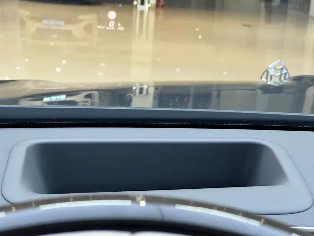 Mercedes-Benz Maybach S-Class — Фото автомобиля 12