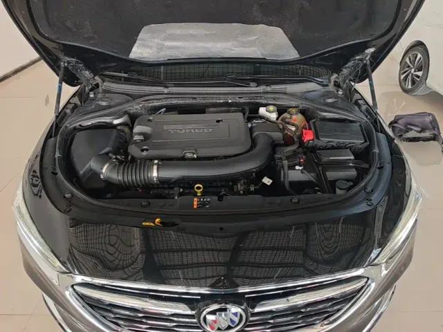 Buick LaCrosse — Фото автомобиля 19