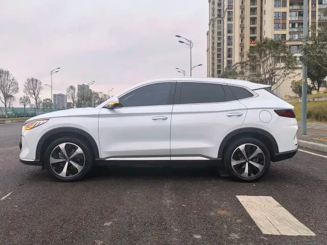 BYD Song PLUS — Фото автомобиля 4