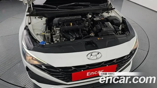 Hyundai AVANTE Avante (CN7) — Фото автомобиля 6