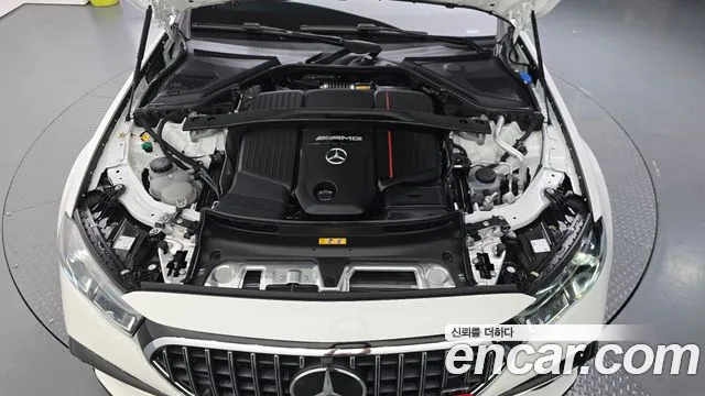 Mercedes-Benz E-Class — Фото автомобиля 6
