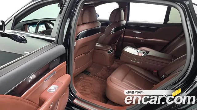 Genesis G90 RS4 — Фото автомобиля 11