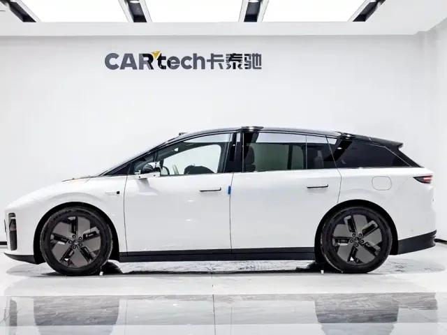 Li Auto i6 — Фото автомобиля 4