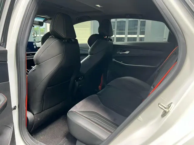 Geely Binrui — Фото автомобиля 2