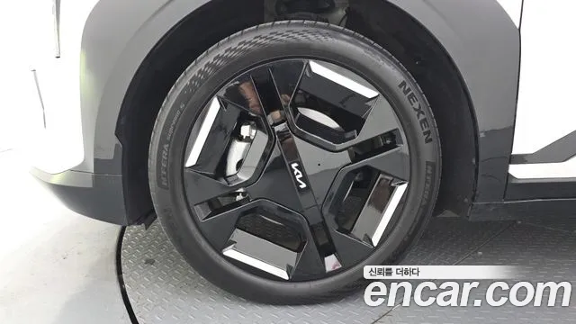 Kia EV3 — Фото автомобиля 5