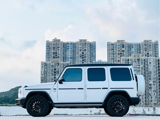 Mercedes-Benz G-Class — Фото автомобиля 12
