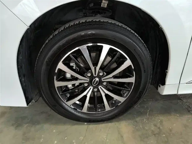 GAC Trumpchi M8 — Фото автомобиля 22