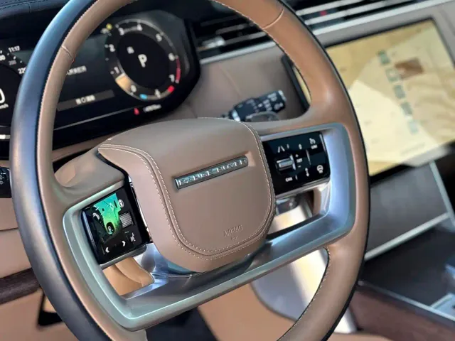 Land Rover Range Rover — Фото автомобиля 3