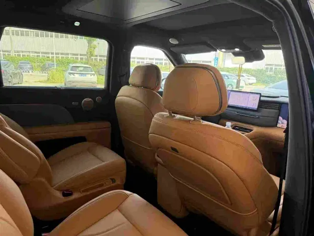 IM Motors LS8 — Фото автомобиля 6
