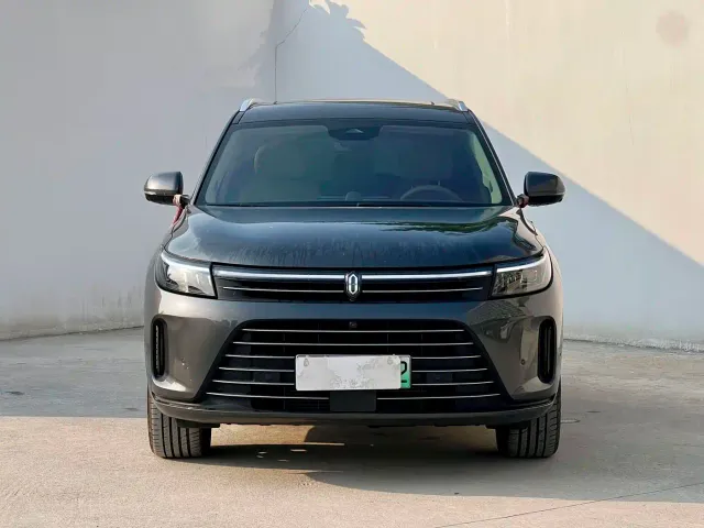 Aito M7 — Фото автомобиля 4