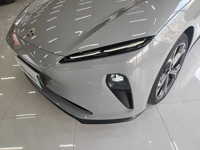 Nio ET5 Touring — Фото автомобиля 23
