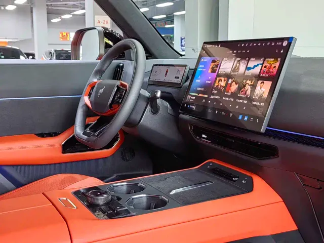Ford Mustang NEV — Фото автомобиля 10