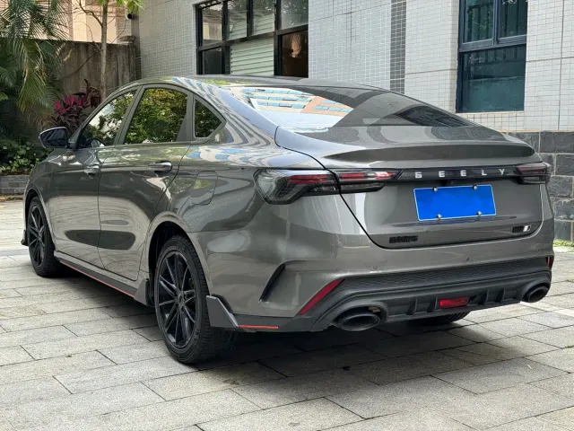 Geely Binrui — Фото автомобиля 12