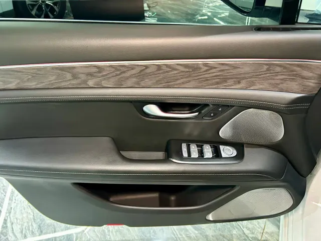 AITO Wenjie AITO M5 2022 Extended Range AWD Performance Edition — Фото автомобиля 21