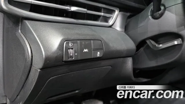 Hyundai AVANTE Avante (CN7) — Фото автомобиля 13