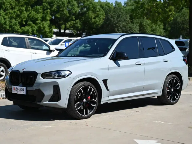 Фотография автомобиля — BMW X3 M40i
