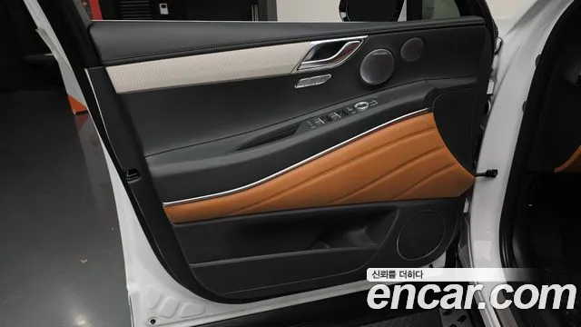 Genesis GV80 — Фото автомобиля 13