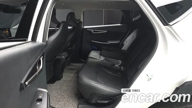Kia EV6 — Фото автомобиля 10