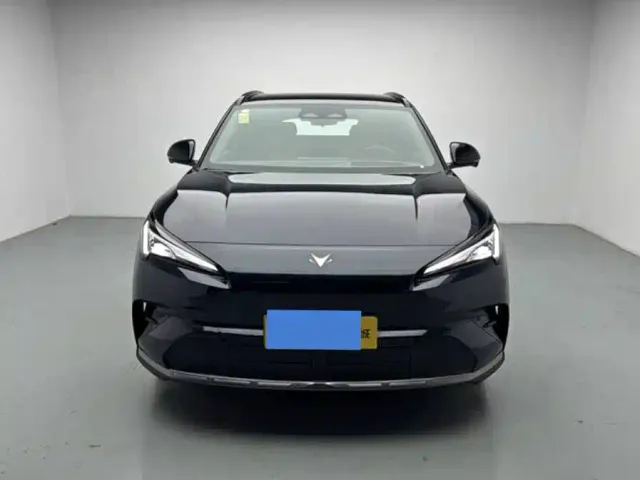 Arcfox Alpha T5 — Фото автомобиля 7