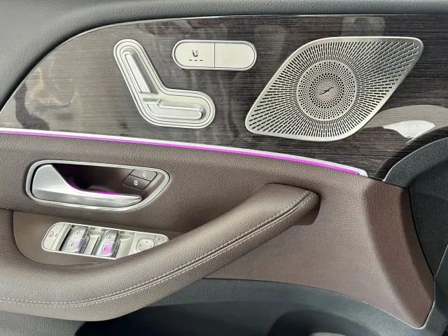 Mercedes-Benz GLE-Class — Фото автомобиля 9