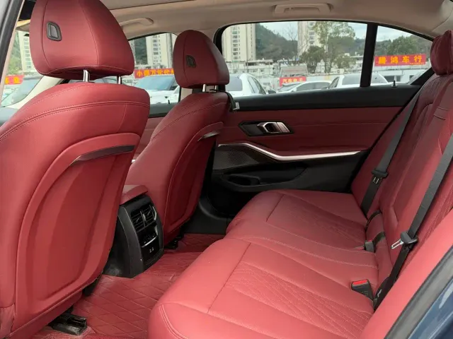BMW 3 Series — Фото автомобиля 5