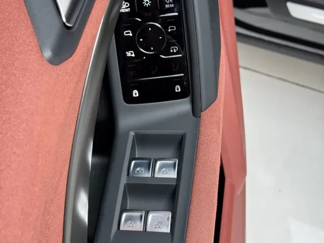 Audi Q5L — Фото автомобиля 10