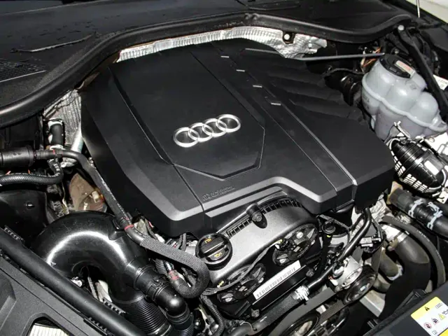 Audi A8 — Фото автомобиля 13