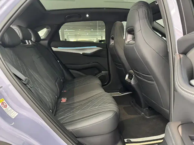 BYD Sealion 07 EV — Фото автомобиля 20