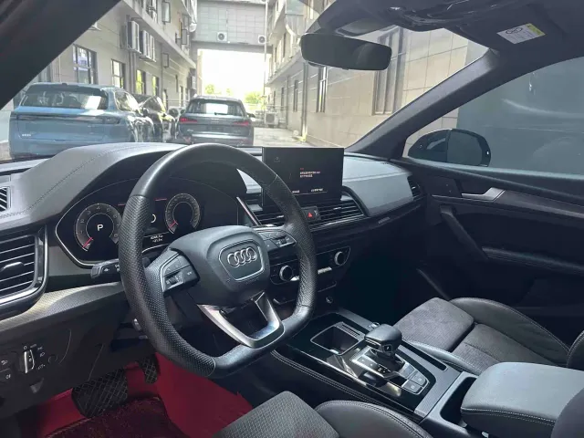Audi Q5L Sportback — Фото автомобиля 14