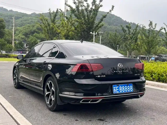 Volkswagen Magotan — Фото автомобиля 4