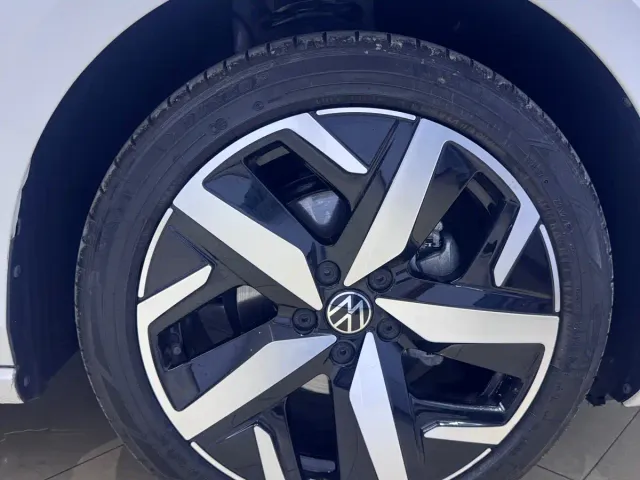 Volkswagen Lamando — Фото автомобиля 25