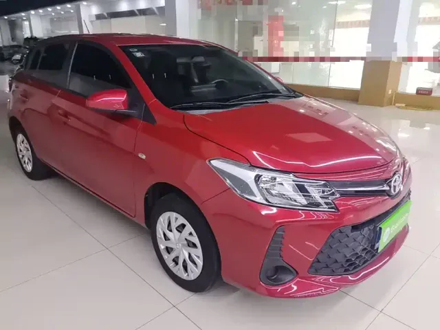Toyota Vios FS — Фото автомобиля 3