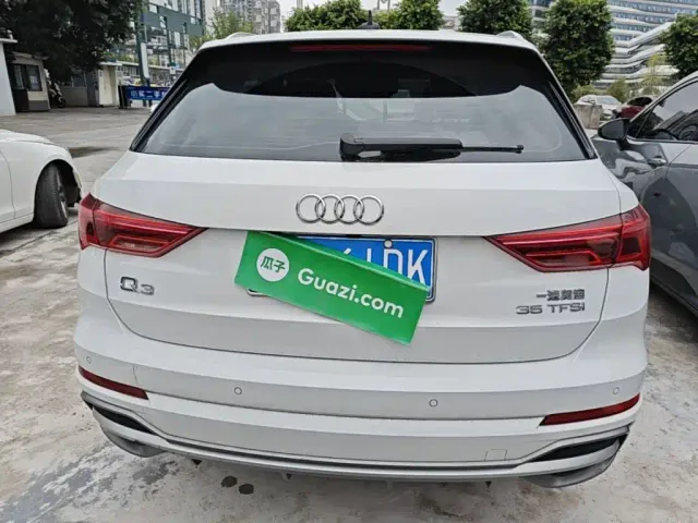 Audi Q3 — Фото автомобиля 5