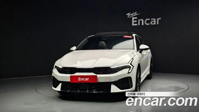 Kia K5 Signature — Фото автомобиля 3