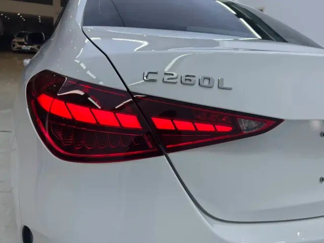 Mercedes-Benz C-Class — Фото автомобиля 8