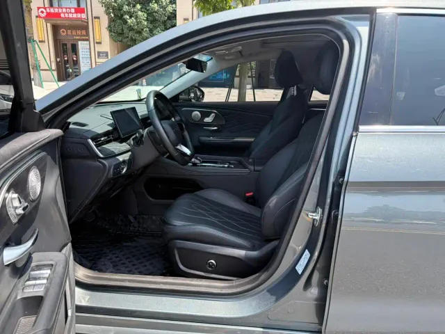 Chery Arrizo 8 PRO — Фото автомобиля 4
