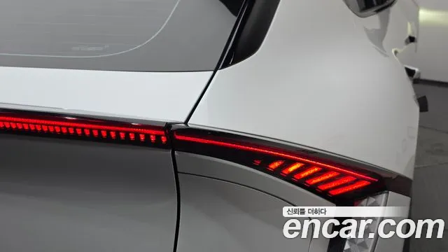 Kia EV6 — Фото автомобиля 23