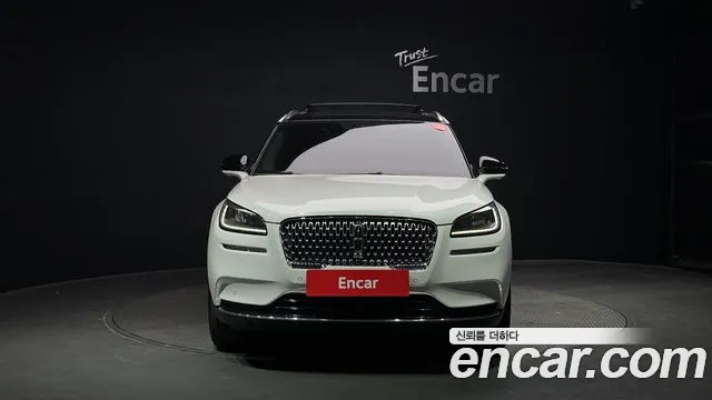 Lincoln Corsair Corsair 2.0 Reserve AWD — Фото автомобиля 3