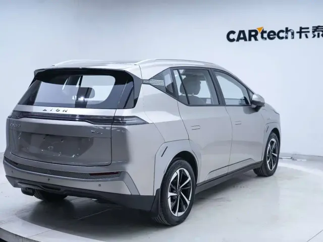 GAC Aion Y — Фото автомобиля 12