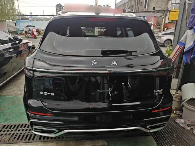 Hongqi HS5 — Фото автомобиля 3