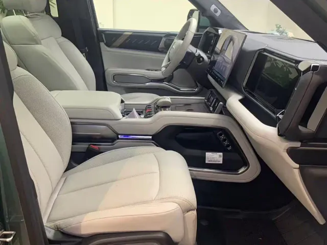 BYD FangChengBao Leopard 8 — Фото автомобиля 13