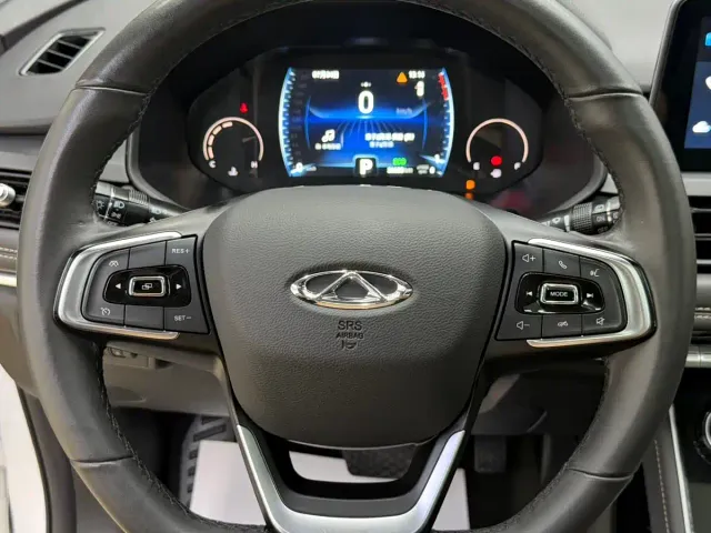 Chery Tiggo 8 — Фото автомобиля 12
