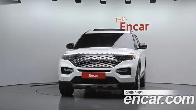 Ford Explorer 6th Gen — Фото автомобиля 3